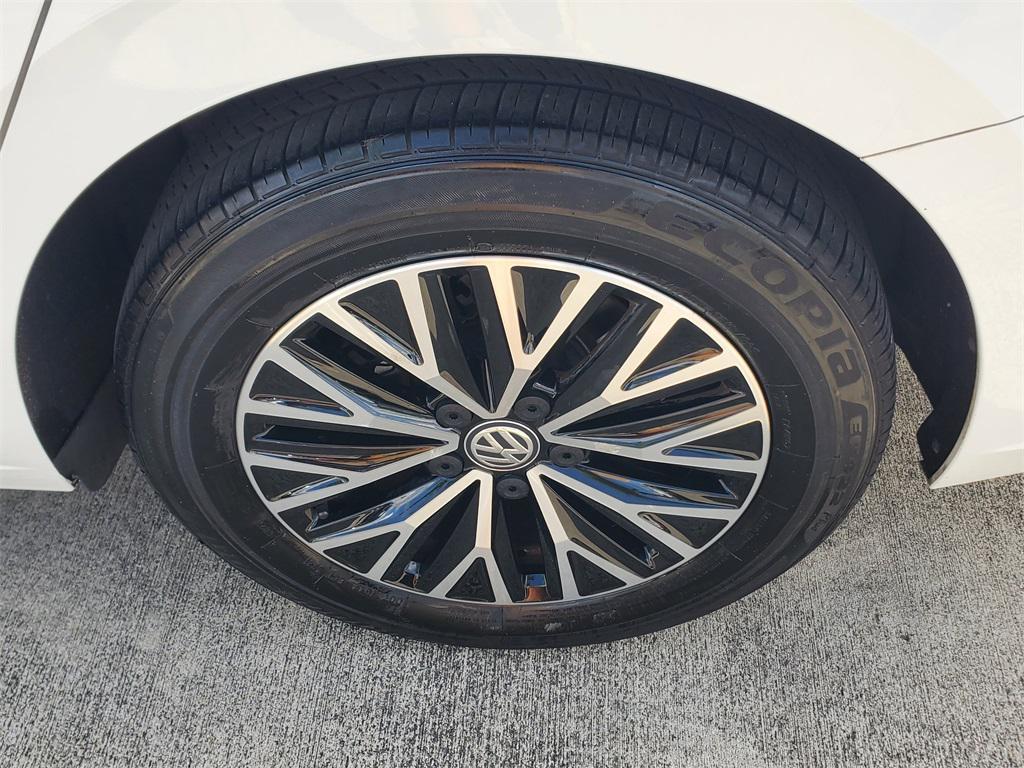 used 2021 Volkswagen Jetta car, priced at $17,288