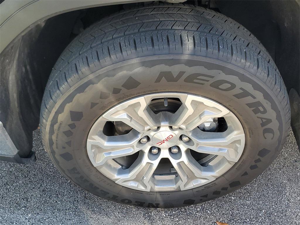 used 2024 GMC Sierra 1500 car, priced at $38,888