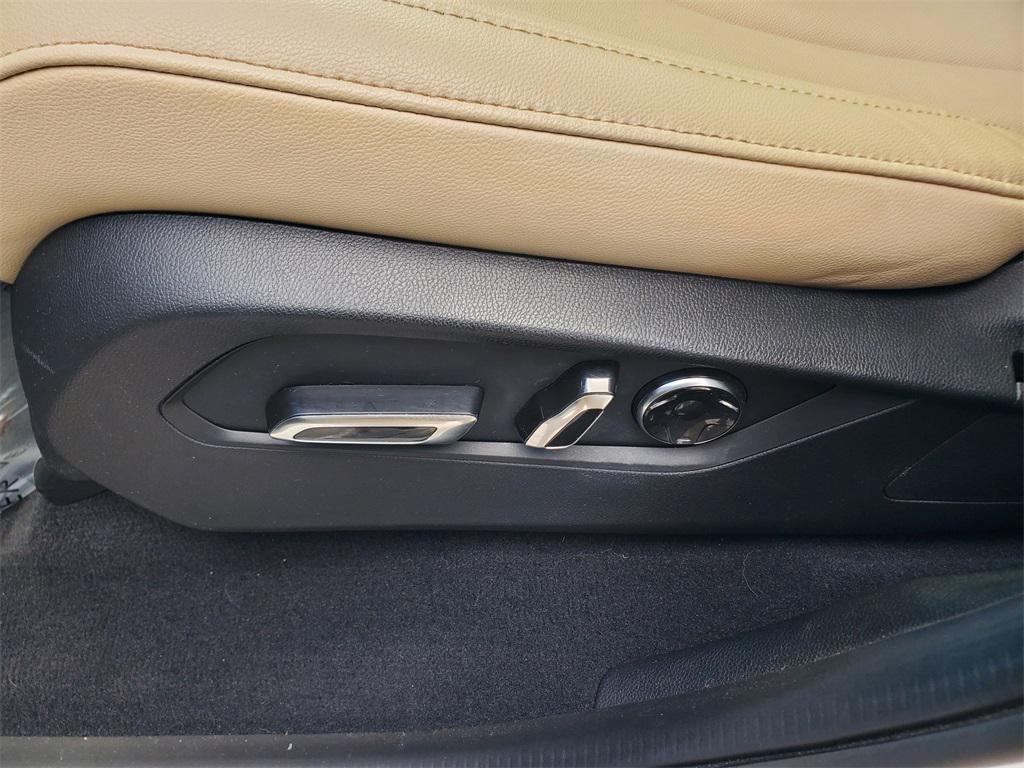 used 2023 Acura MDX car, priced at $37,088