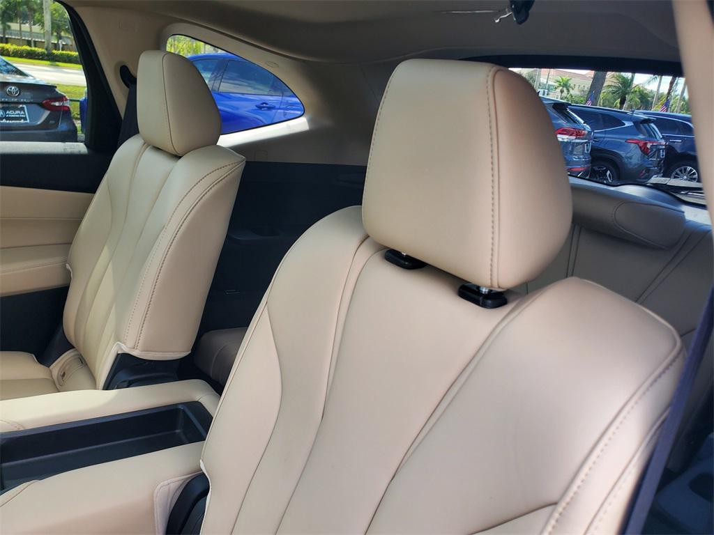 used 2023 Acura MDX car, priced at $37,088