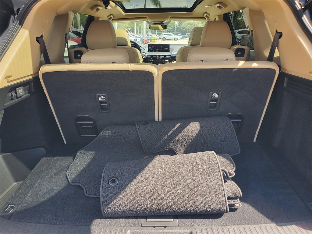 used 2023 Acura MDX car, priced at $37,088