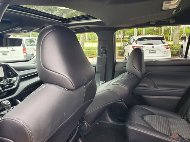 used 2023 Toyota Highlander car, priced at $38,488