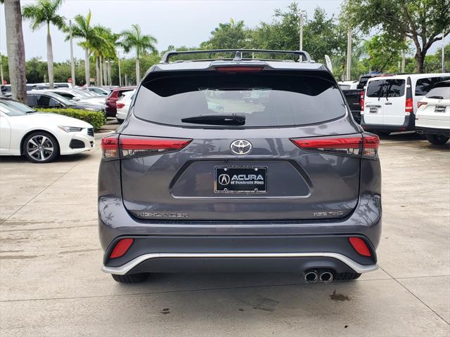 used 2023 Toyota Highlander car, priced at $38,488