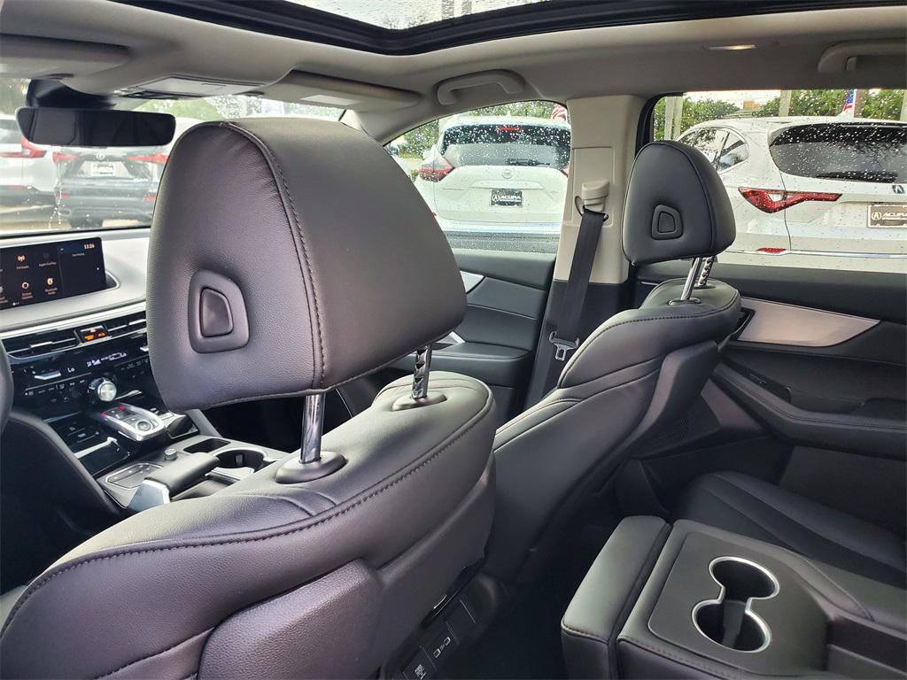 used 2023 Acura MDX car, priced at $34,088