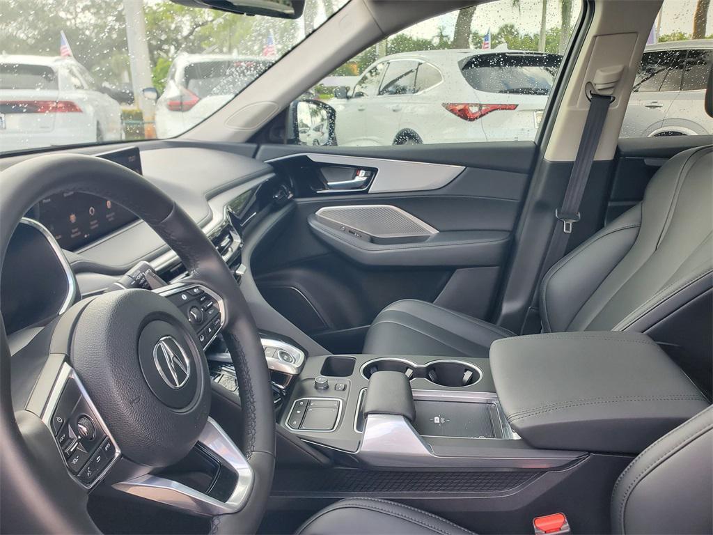 used 2023 Acura MDX car, priced at $34,088