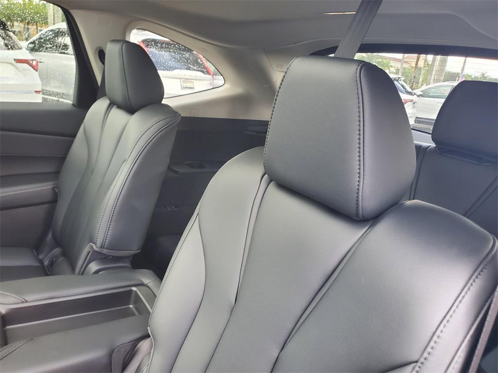 used 2023 Acura MDX car, priced at $34,088