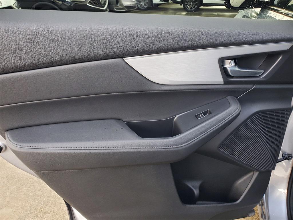 used 2023 Acura MDX car, priced at $34,088