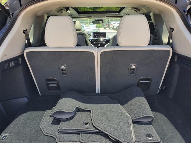 used 2025 Acura MDX car, priced at $49,488