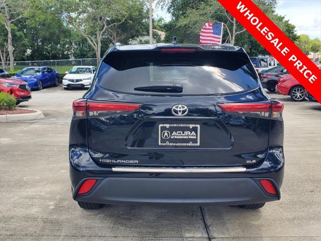 used 2021 Toyota Highlander car, priced at $32,088