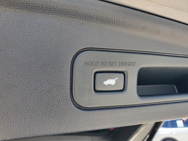 used 2024 Acura MDX car, priced at $42,988