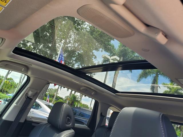 used 2025 Acura MDX car, priced at $50,888