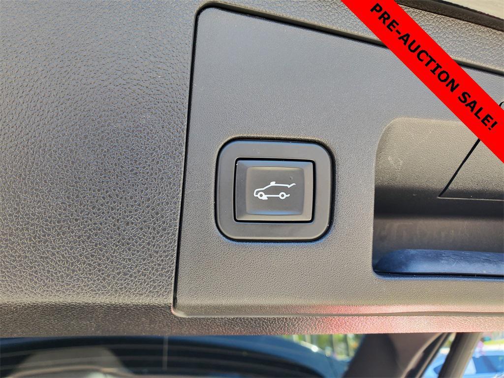 used 2019 Cadillac XT4 car, priced at $17,998