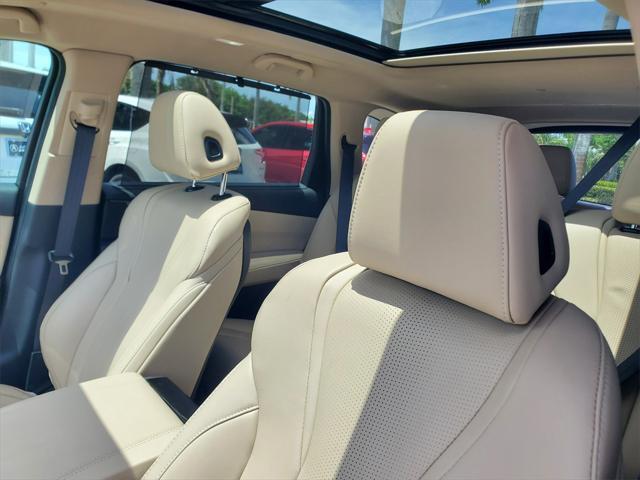 used 2025 Acura MDX car, priced at $49,088