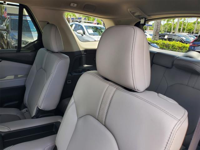 used 2023 Honda Pilot car, priced at $35,888