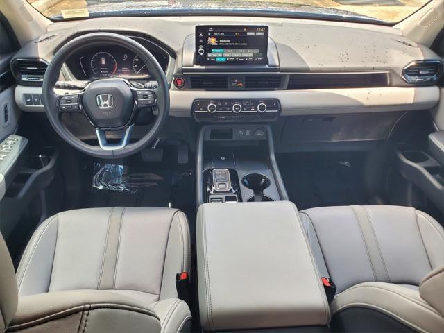used 2023 Honda Pilot car, priced at $35,888