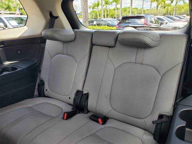used 2023 Honda Pilot car, priced at $35,888