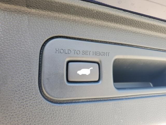 used 2023 Honda Pilot car, priced at $35,888