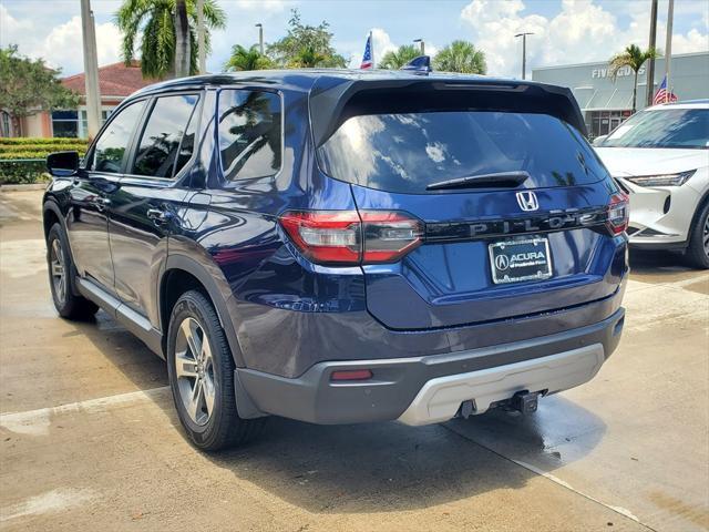 used 2023 Honda Pilot car, priced at $35,888