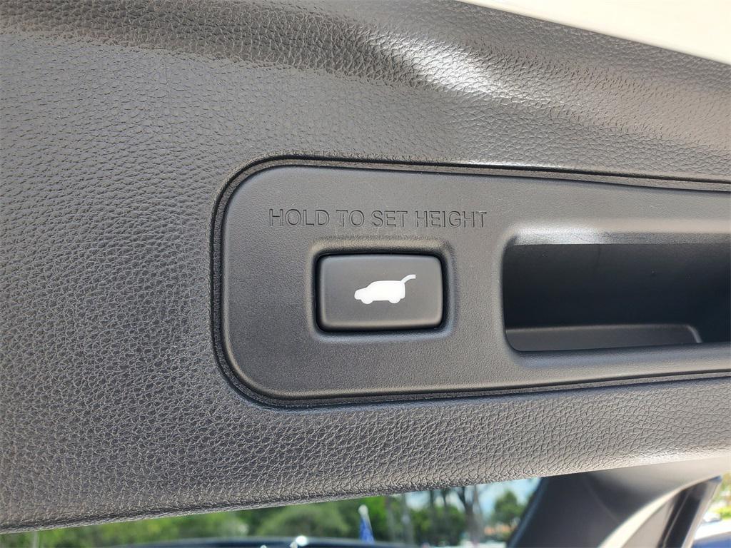 used 2023 Acura MDX car, priced at $42,488