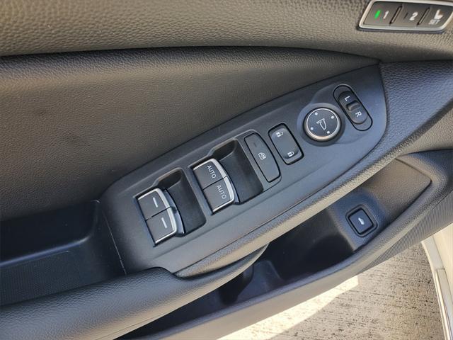 used 2022 Honda Accord Hybrid car, priced at $24,888