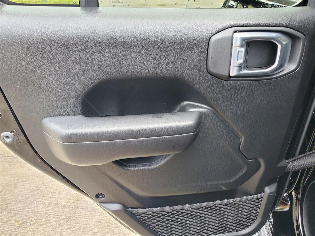 used 2021 Jeep Wrangler Unlimited car, priced at $29,488