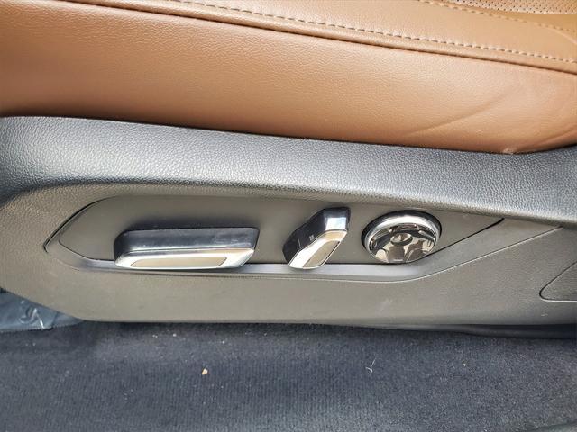 used 2023 Acura MDX car, priced at $41,888