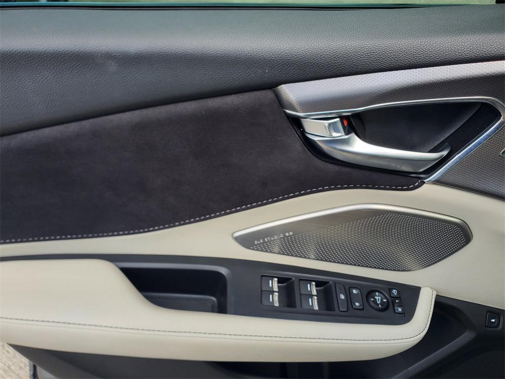 used 2025 Acura RDX car, priced at $47,288