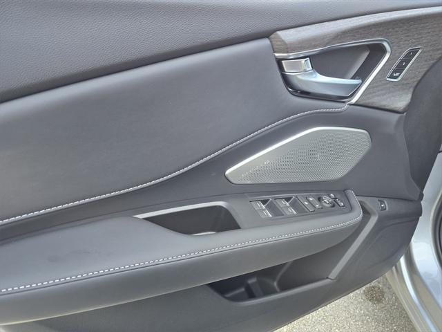 new 2025 Acura RDX car, priced at $53,800
