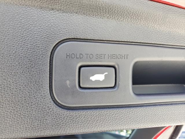used 2025 Acura MDX car, priced at $49,588