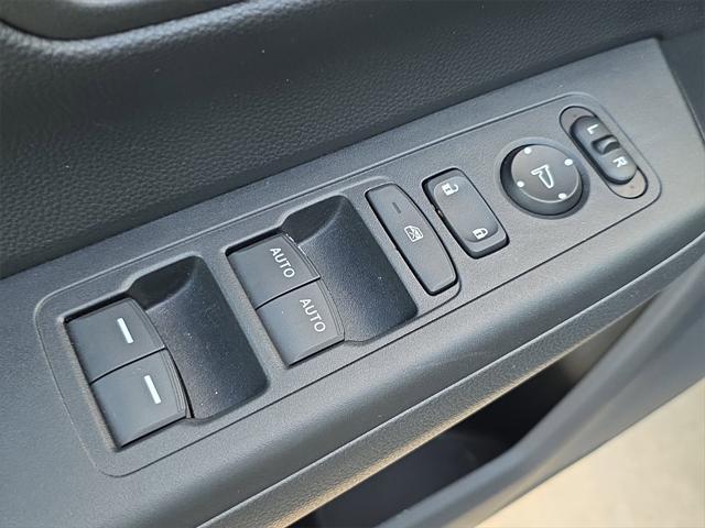 used 2023 Honda CR-V Hybrid car, priced at $29,488