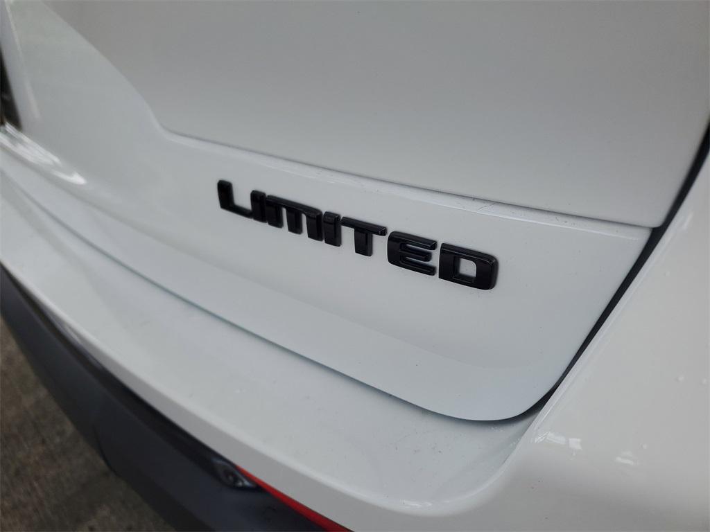 used 2024 Jeep Grand Cherokee L car, priced at $38,288