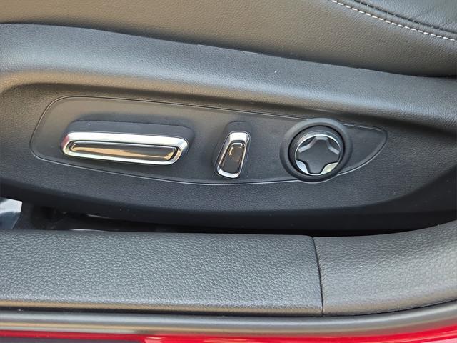 used 2025 Acura Integra car, priced at $33,999