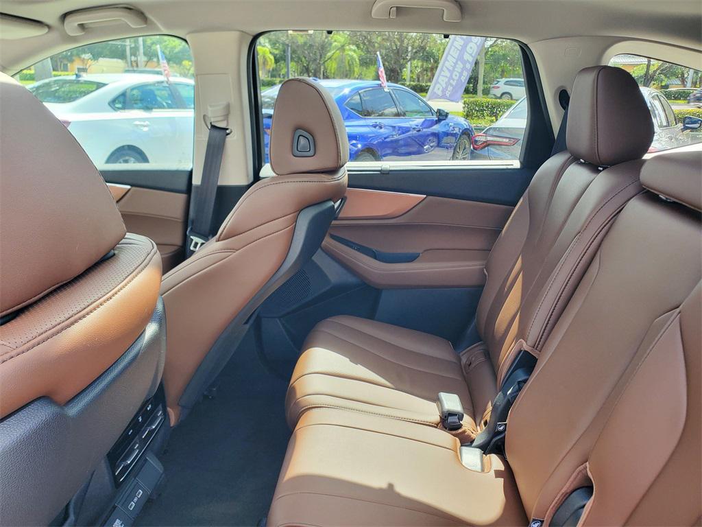 used 2024 Acura MDX car, priced at $40,888