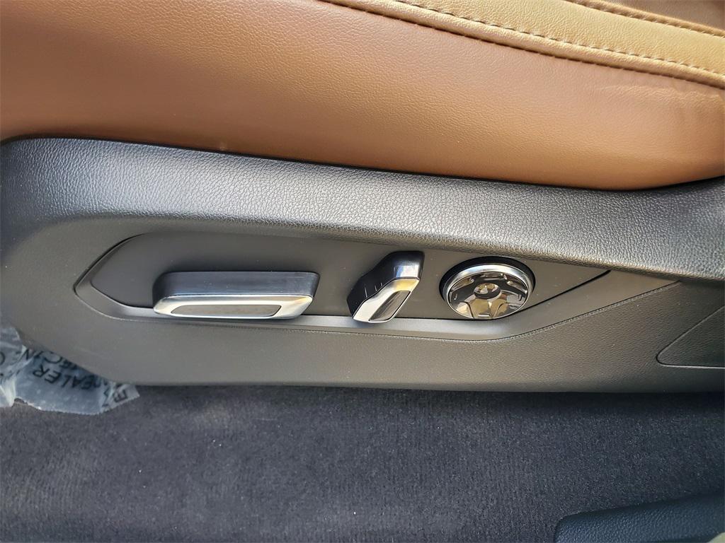 used 2024 Acura MDX car, priced at $40,888