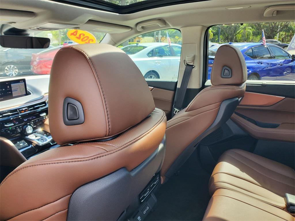 used 2024 Acura MDX car, priced at $40,888