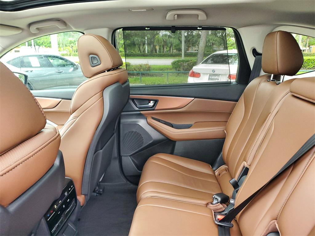 used 2024 Acura MDX car, priced at $43,886