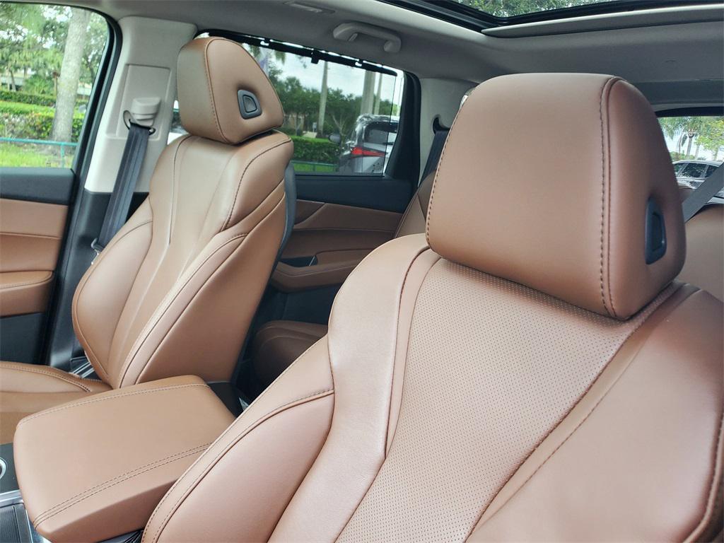 used 2024 Acura MDX car, priced at $43,886