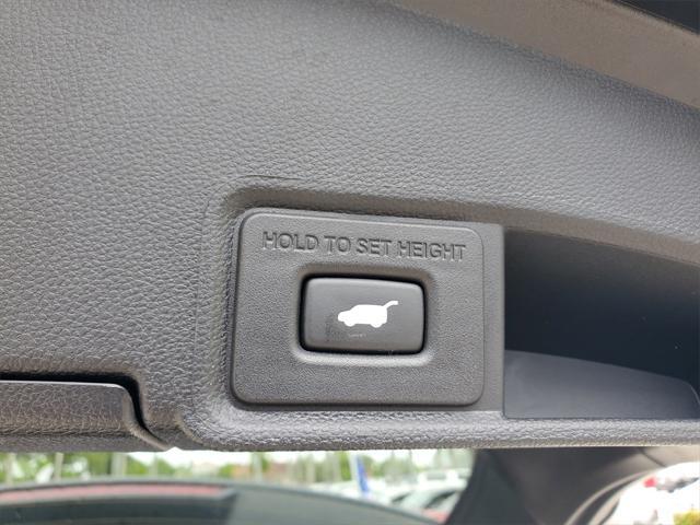 used 2024 Acura RDX car, priced at $37,888