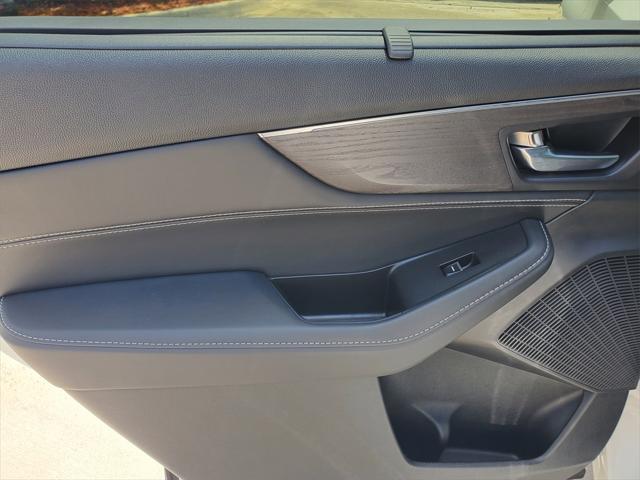 used 2023 Acura MDX car, priced at $45,388