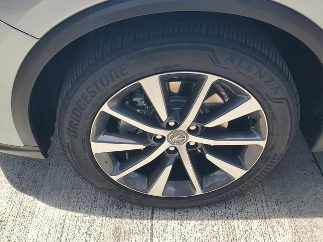 used 2025 Acura MDX car, priced at $49,488