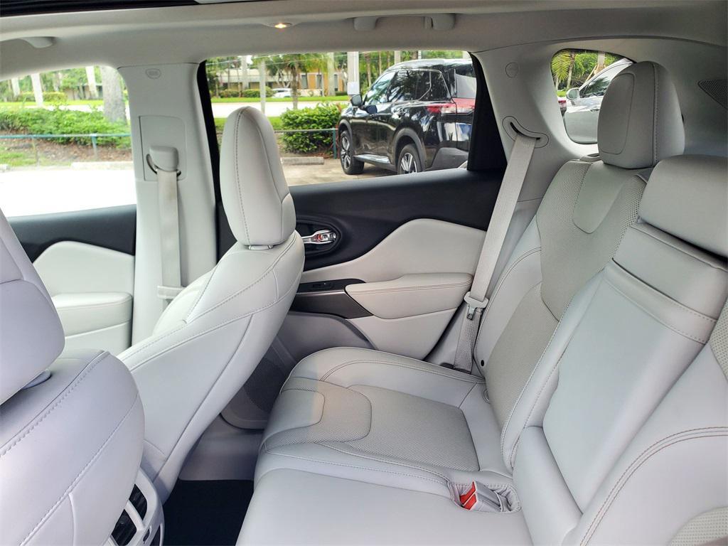 used 2019 Jeep Cherokee car, priced at $17,888