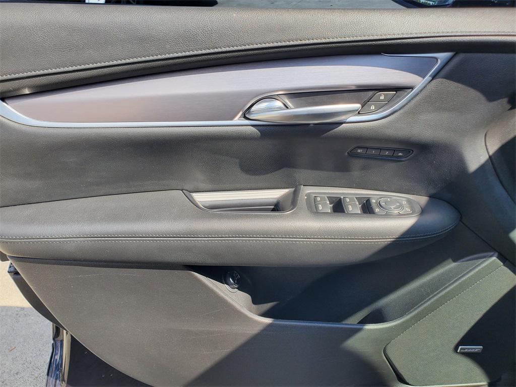 used 2018 Cadillac XT5 car, priced at $14,288