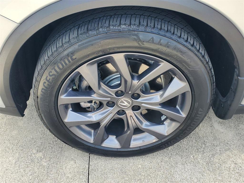 used 2023 Acura MDX car, priced at $41,888