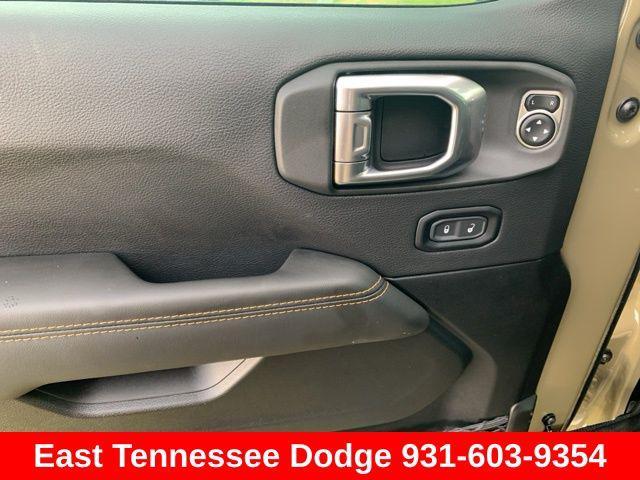 new 2025 Jeep Gladiator car, priced at $52,945