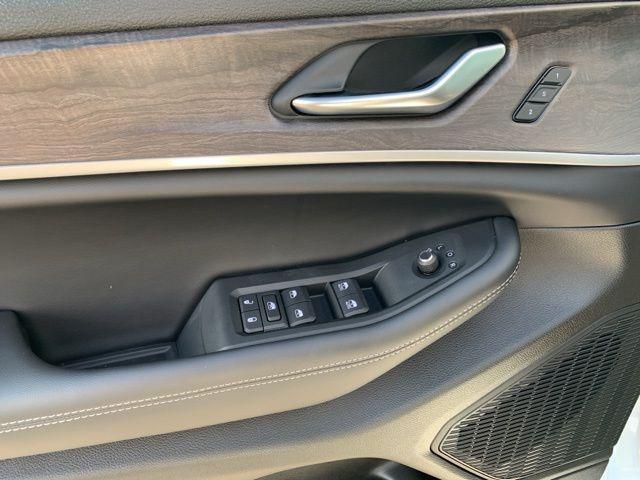 new 2025 Jeep Grand Cherokee L car, priced at $46,746