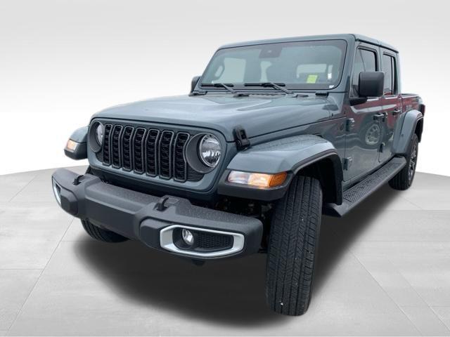 new 2025 Jeep Gladiator car, priced at $53,500