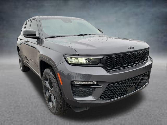 new 2025 Jeep Grand Cherokee car, priced at $49,588