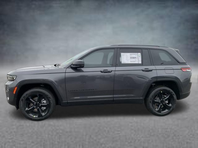 new 2025 Jeep Grand Cherokee car, priced at $49,588