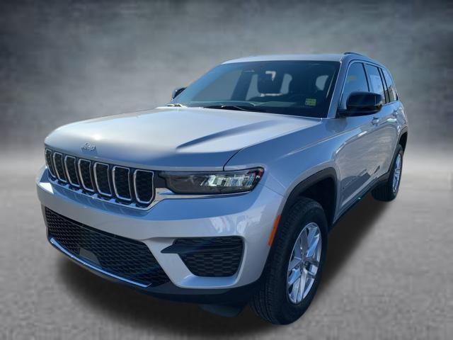 new 2025 Jeep Grand Cherokee car, priced at $42,175