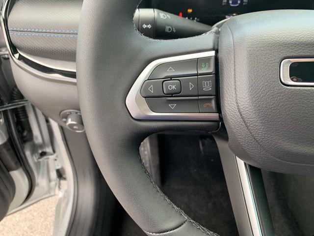 new 2025 Jeep Compass car, priced at $37,830